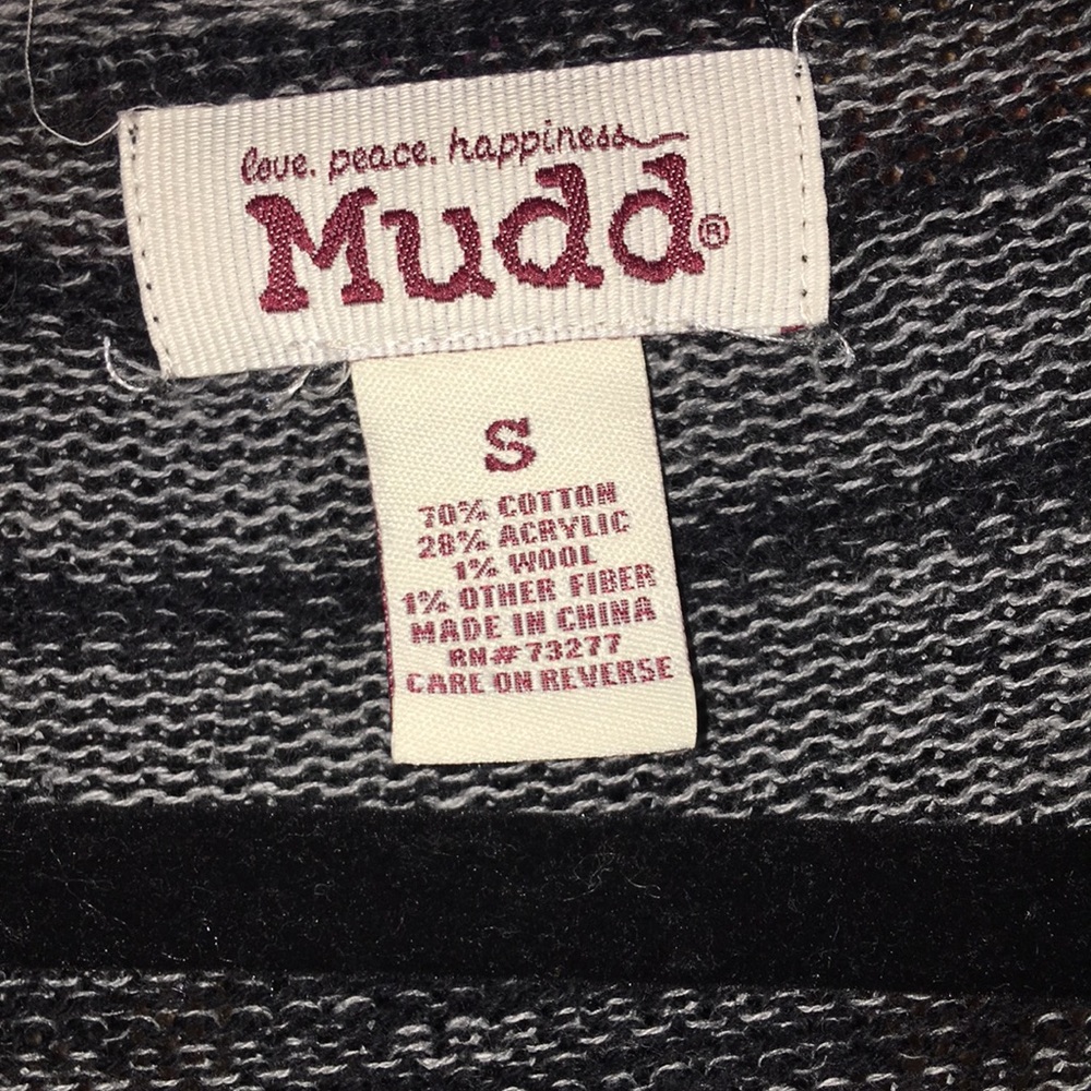 Mudd Patterned Cardigan - Picture 3 of 4